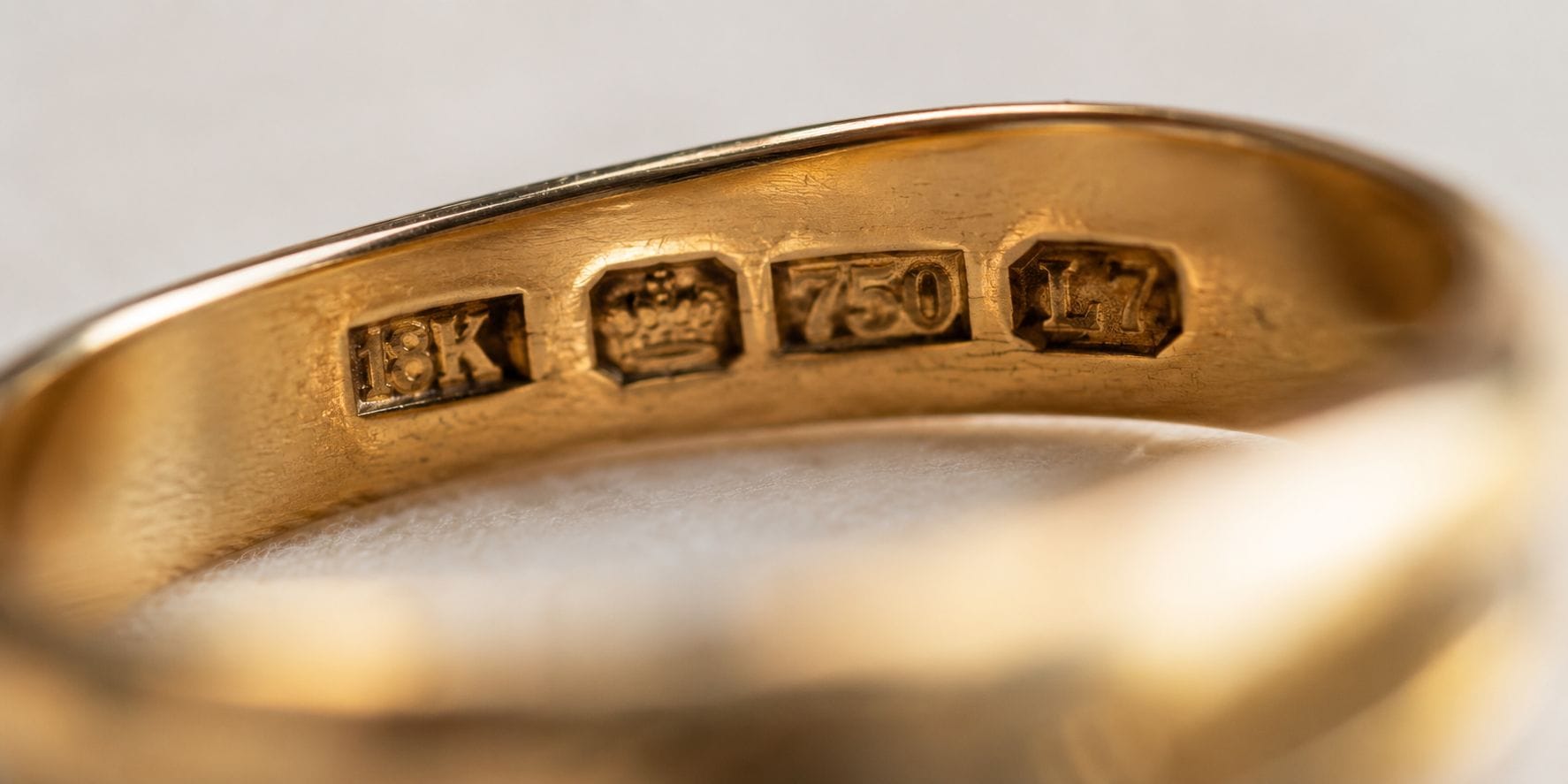 guld stämpler